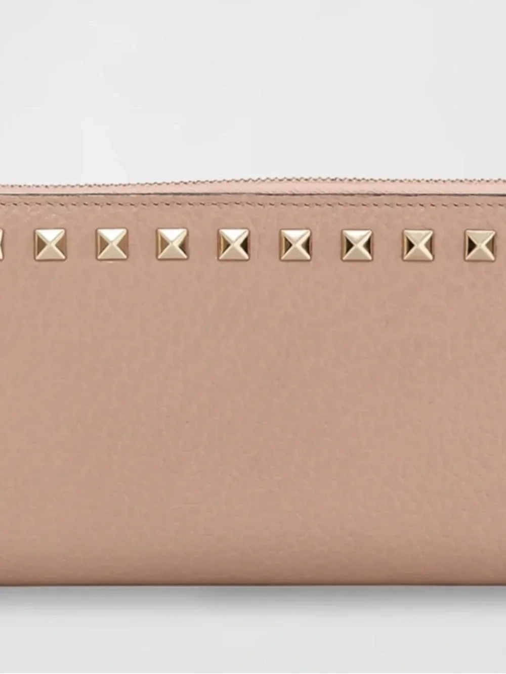 Valentino Garavani Rockstud Zipper Wallet Beige Leather In Box Authentic